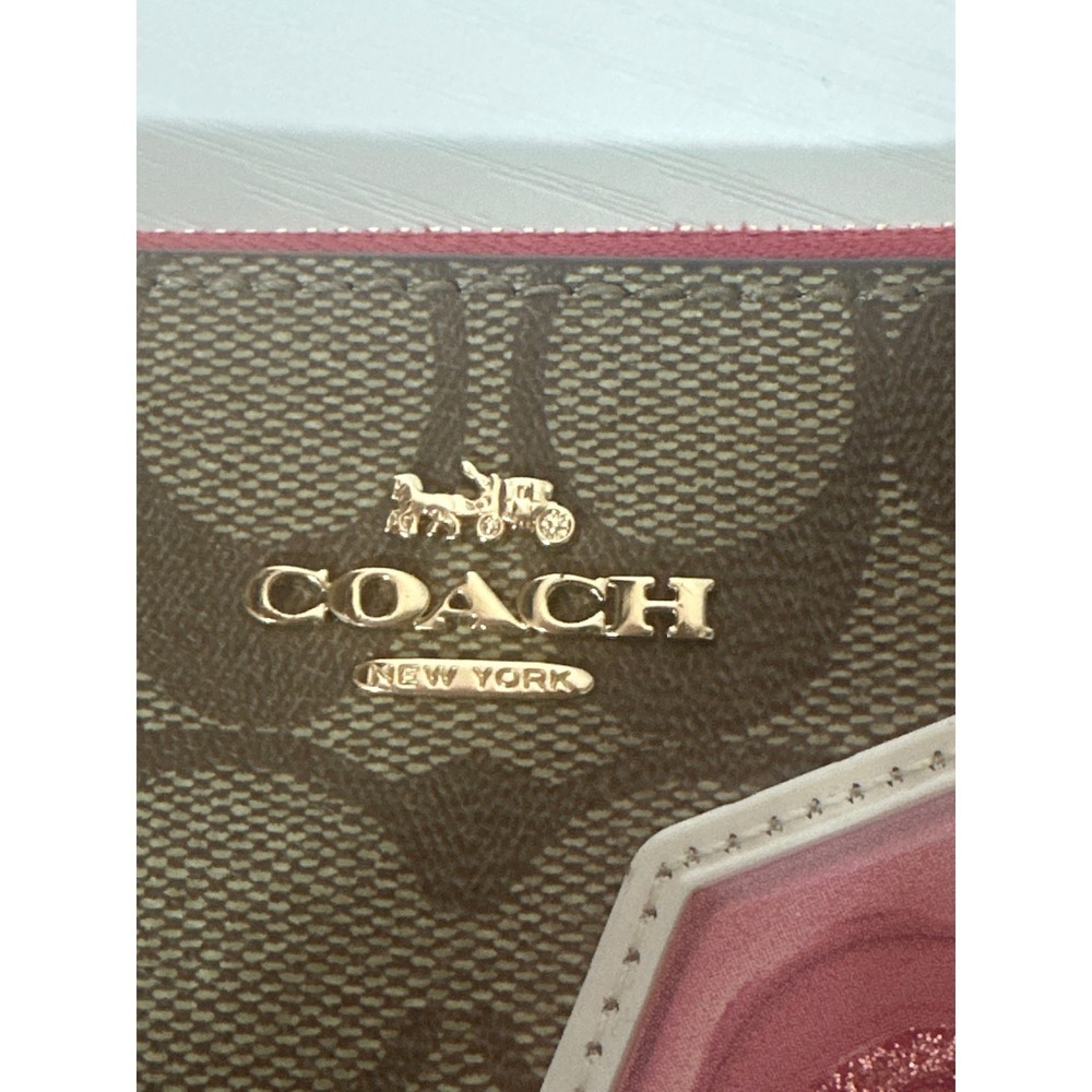 Coach Wristlet Brown Signature Good Times Heart Charm Zip Pouch Bag - Picture 2 of 8